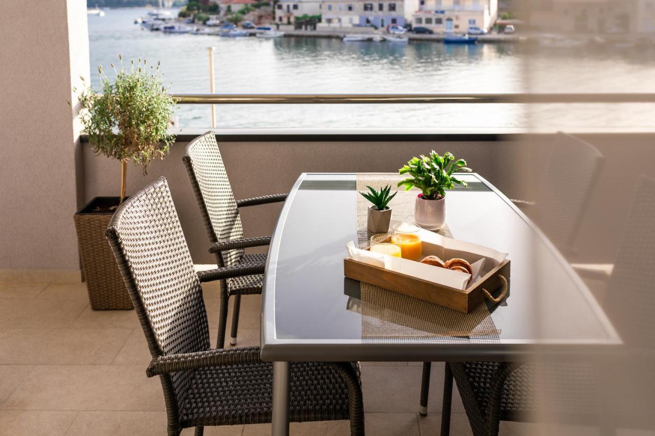 Apartments & Rooms Fisherman'S Luck Vela Luka Exterior foto